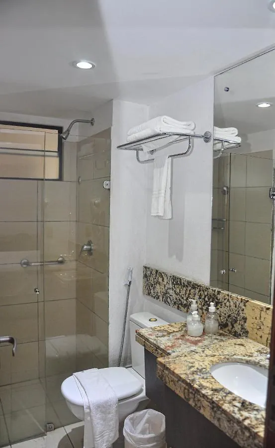 Hotel Natal Plaza requinte, conforto e vista para o mar Brasile